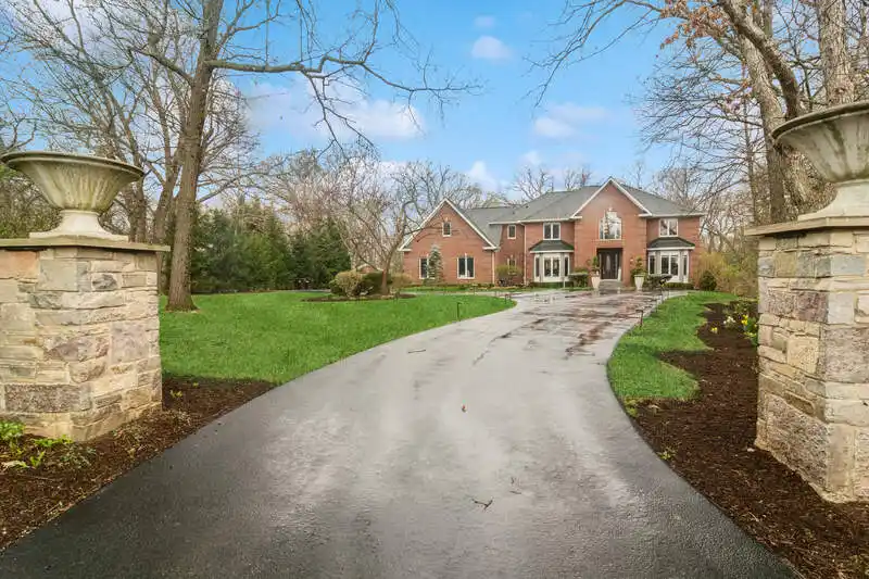 Renovated Luxury Home on 1.8 Private Acres