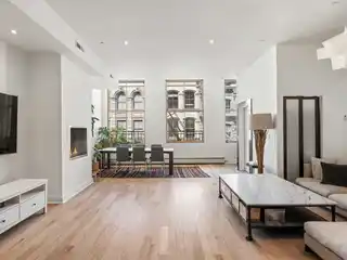 Stylish Renovated Soho Loft