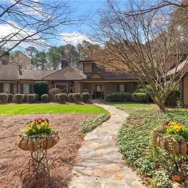 REMARKABLE 17+ ACRE ESTATE