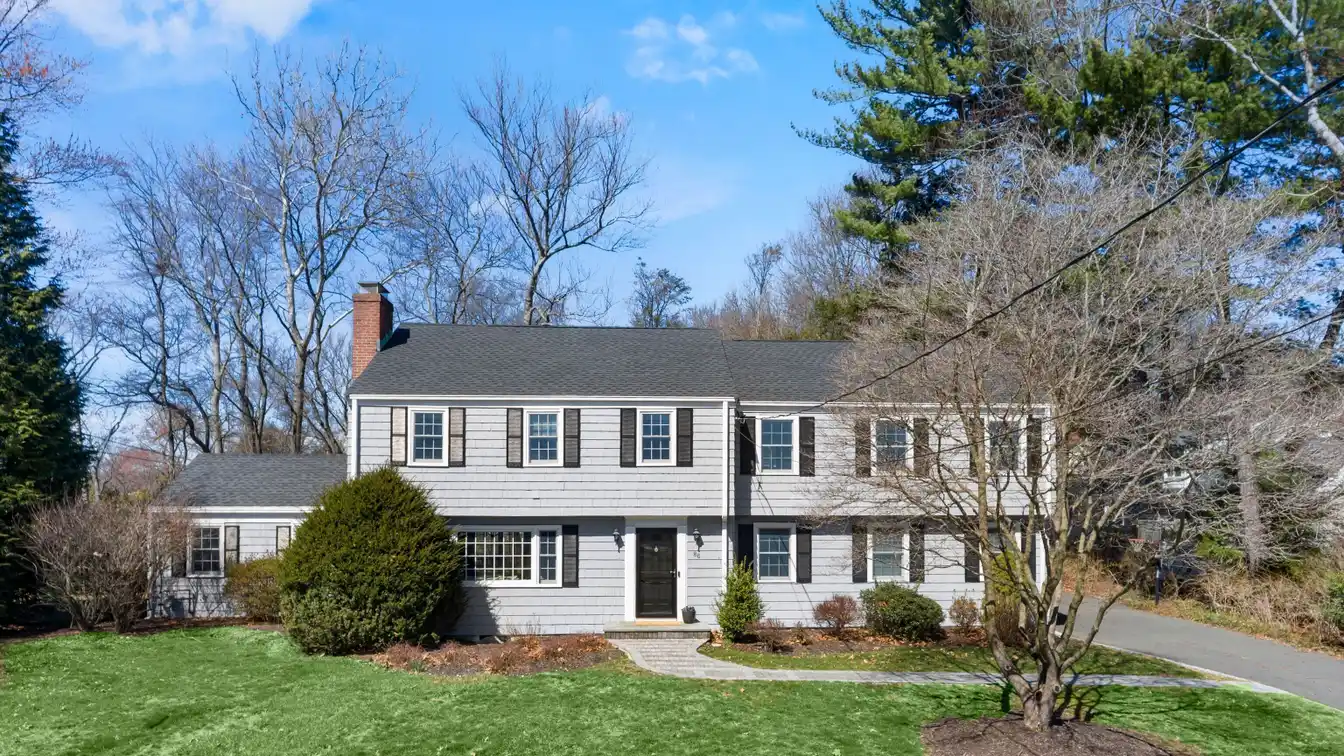 Gorgeous Home Blending Style and Comfort