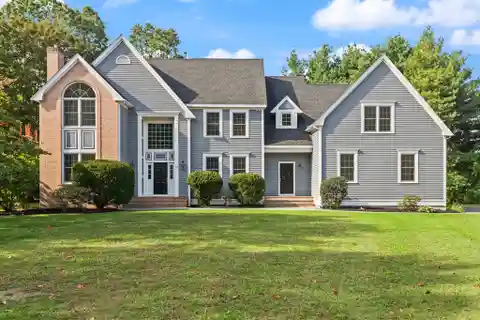 Sunlit Colonial in Prime Cul-De-Sac