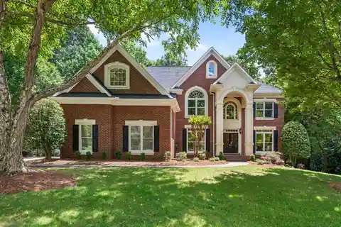 Brick Transitional in Deerfield Creek