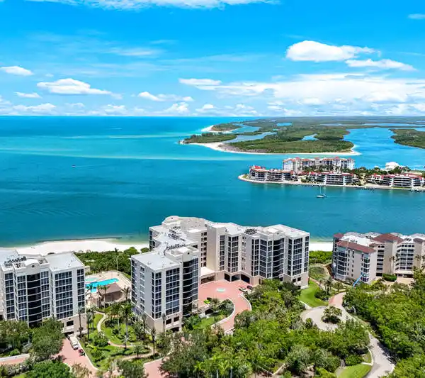 LUXURY GULFFRONT CONDO IN HIDEAWAY BEACH