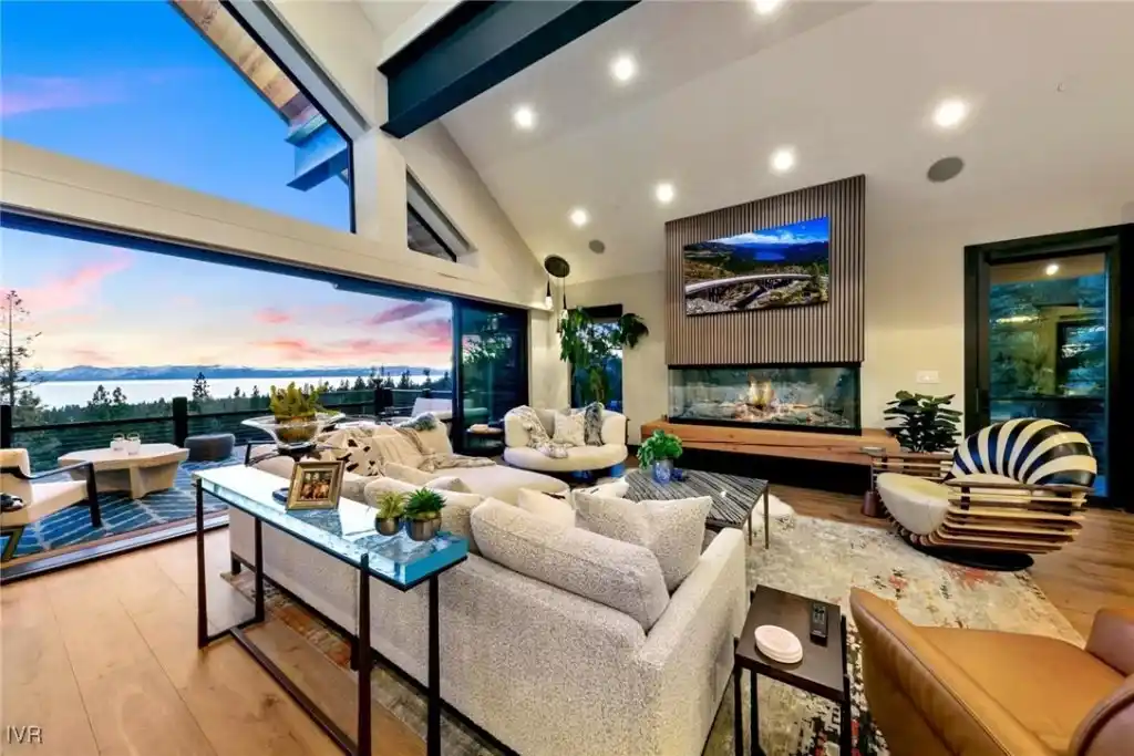 Newly Built Treasure in Peaceful Eastern Slope