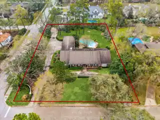 Noteworthy Home in Piney Point Village