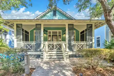 Exquisite Florida Cottage