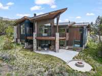 PRESTIGIOUS LIVING IN RED LEDGES COMMUNITY