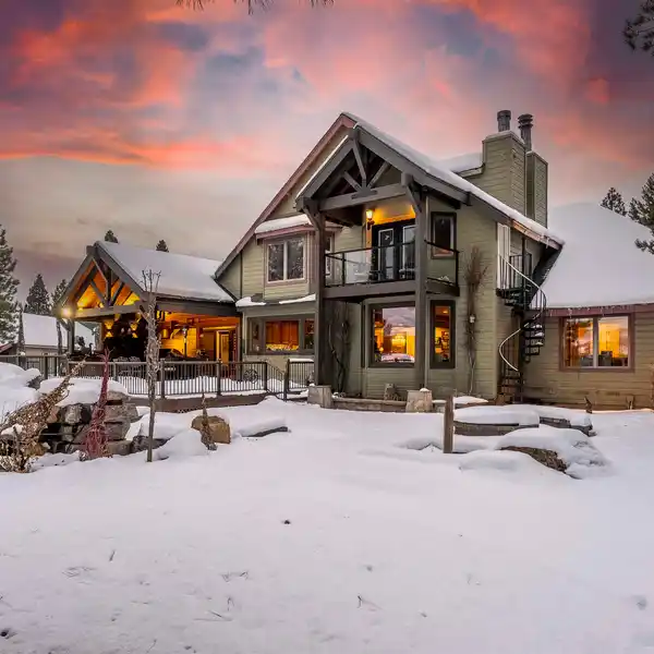 EXCEPTIONAL 28 ACRE ESTATE NEAR LAKE TAHOE