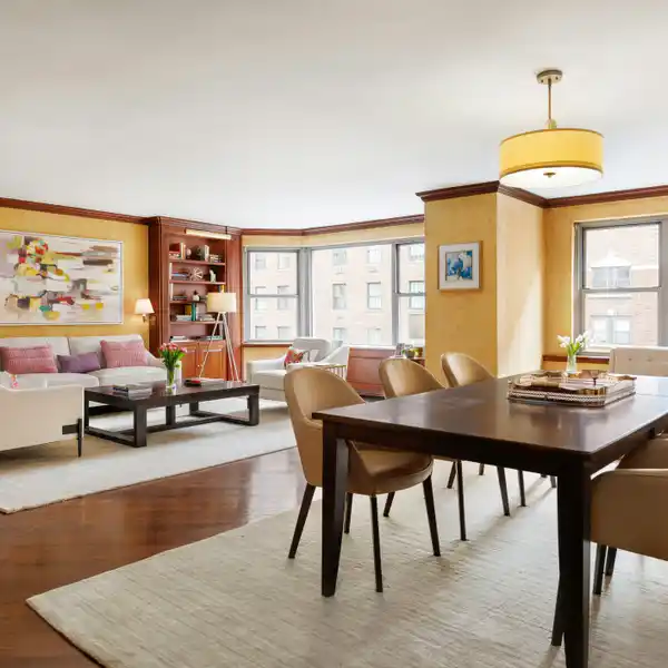 ELEGANT DUPLEX OFF PARK AVENUE
