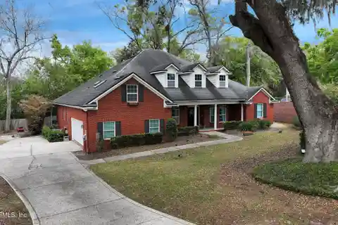 Spacious Traditional All-brick Estate