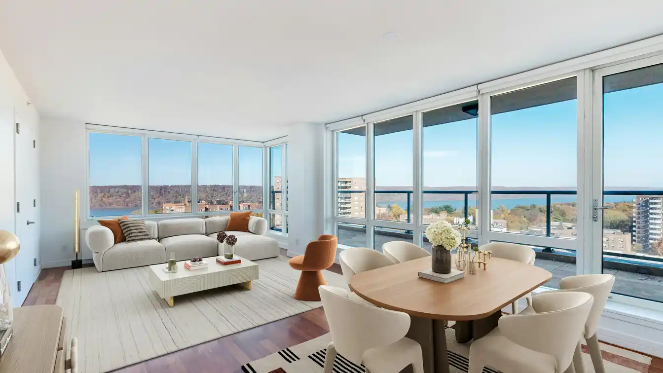 Spacious Luxury Three Bedroom Apartment with a Massive Terrace