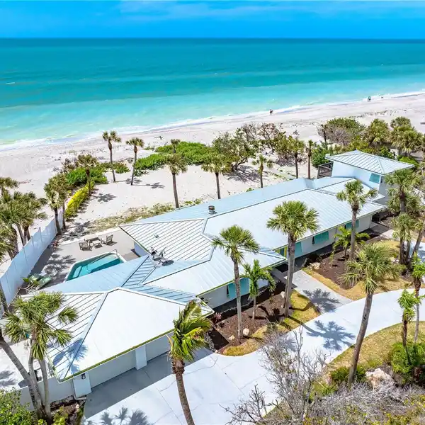 TIMELESS GULF-FRONT DREAM HOME WITH GUEST HOUSE