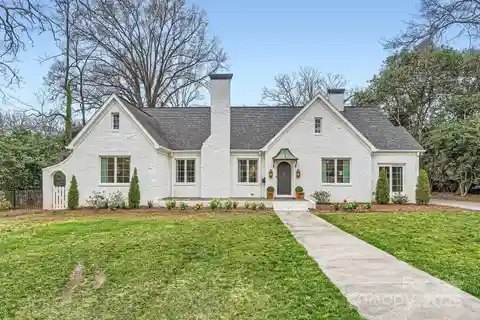 Beautiful Light-filled Foxcroft Home