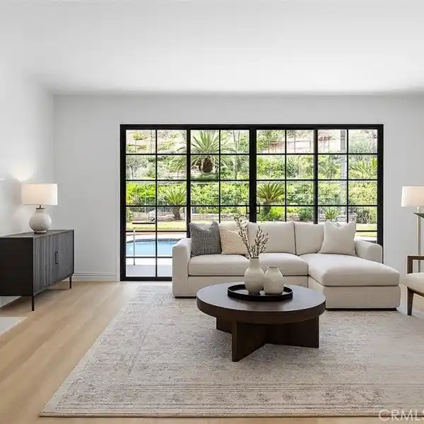 STUNNING SINGLE-LEVEL ISLAND VIEW HOME