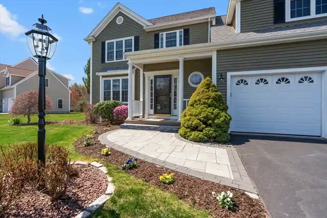Immaculate Colonial in Hillcrest Estates