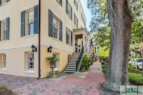 Pristine Savannah Penthouse in Ideal Historic District