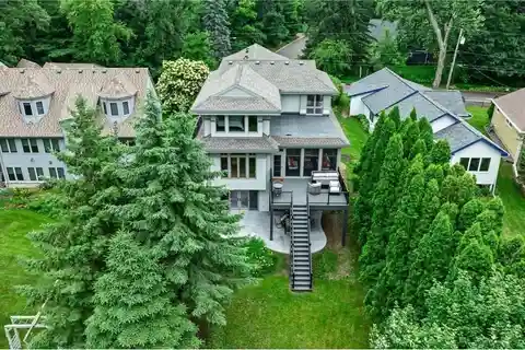 Rarely Available Lakefront Opportunity on Park Avenue
