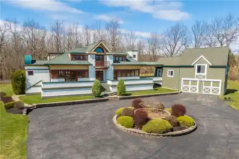 Spectacular Architect-designed Estate in a Natural Paradise