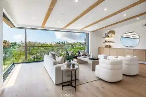 Brand-New Modern Coastal Retreat