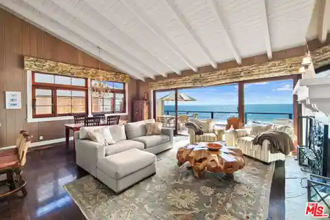 The Ultimate in Malibu Coastal Living