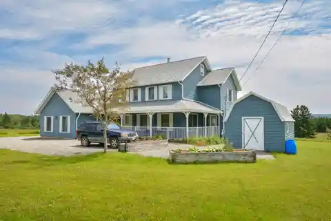 Farm Paradise by the Water