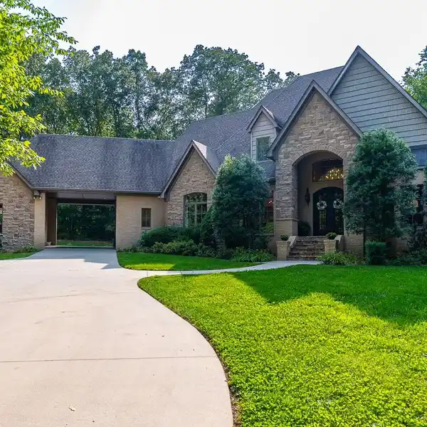 GORGEOUS FRENCH COUNTRY HOME