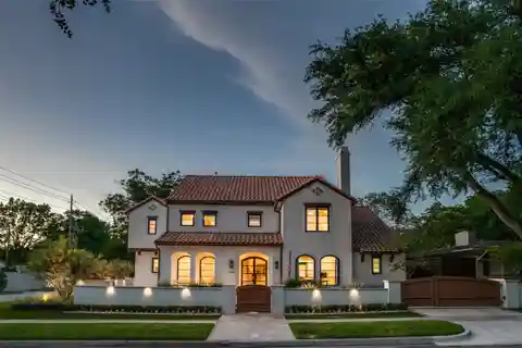 Timeless Santa Barbara-Style Mediterranean Home