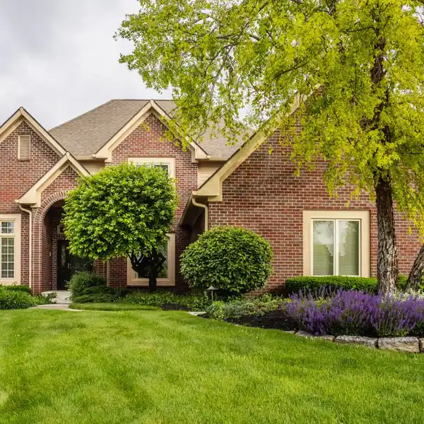 BEAUTIFUL HOME IN BAYHILL