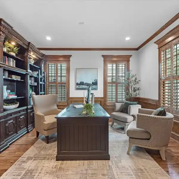 ARCHITECT-DESIGNED HOME WITH GARAGE APARTMENT
