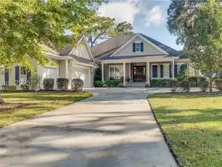 Move-in Ready Residence with Modern Comfort