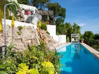 Panoramic Sea-View Villa with Pool and Rooftop