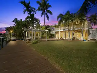 Remodeled Key West-style Waterfront Home