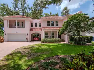 Single-Owner Home Overlooking Waverly Park