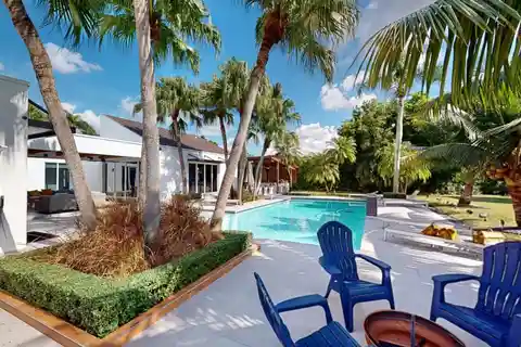 Contemporary Family Home with Luxury Amenities