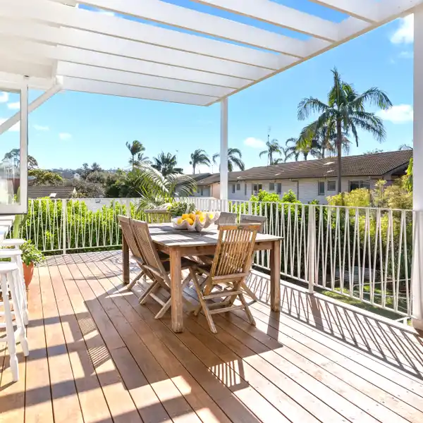 SOLID HOME IN DEE WHY FLATS