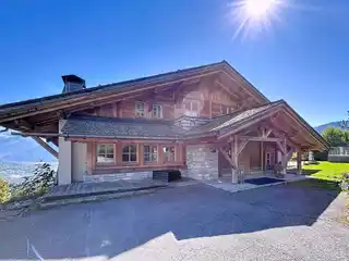 Magnificent Chalet with Majestic Views