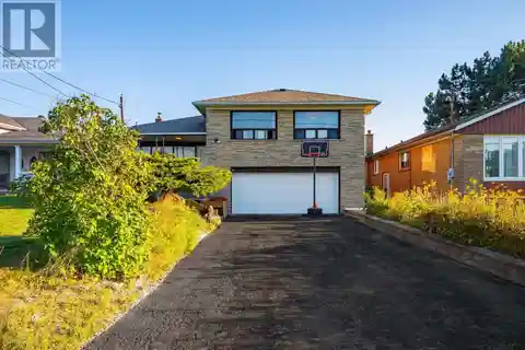 Spacious Split Home in Coveted Glen Park