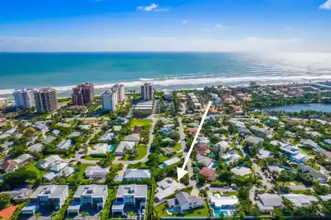 Beautifully Remodeled Single-Story Residence