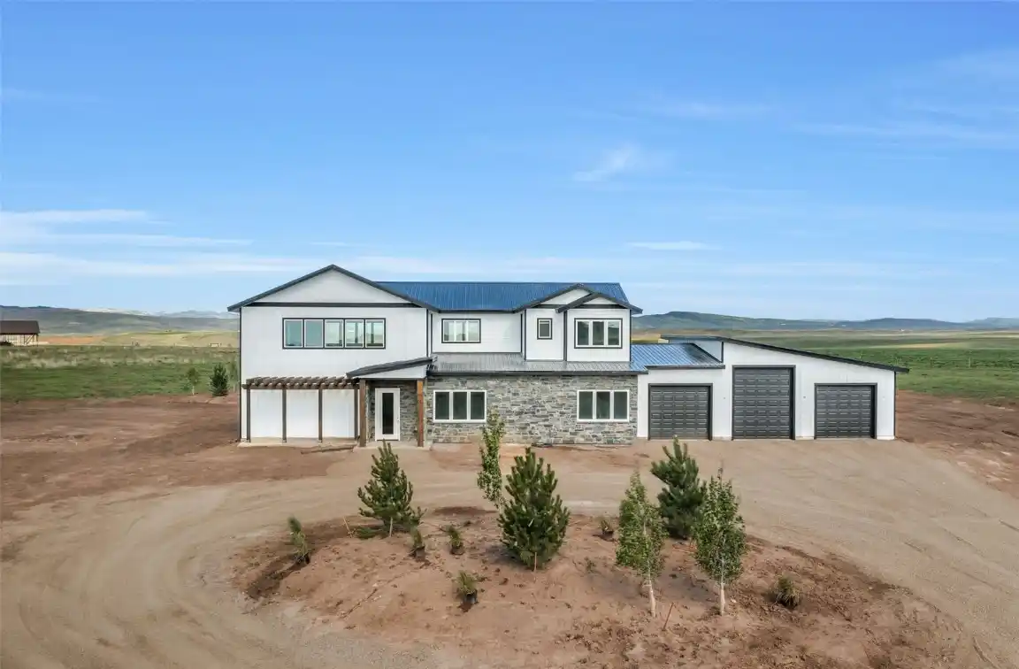 Quality New Home in an Amenity-rich Rural Setting