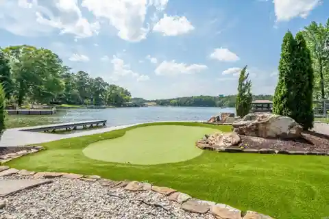Meticulously Crafted Home on Lake Hamilton