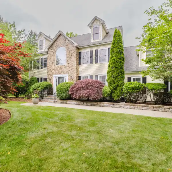 TIMELESS CHARM MEETS EXCEPTIONAL PRIVACY AND COMFORT