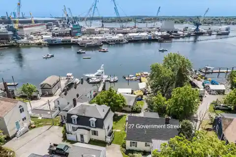 Cape Style Home in the Historic Wallingford Square District