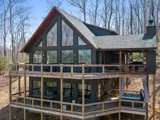 Extraordinary Modern Mountain Cabin