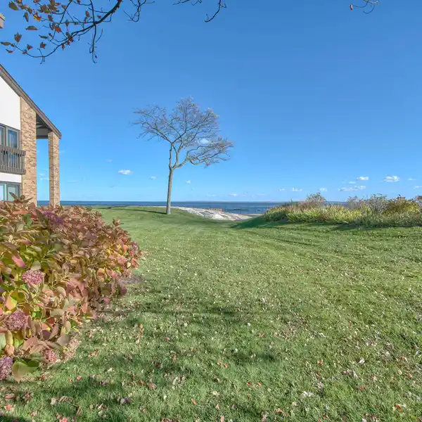 WATERFRONT ELEGANCE WITH LONG ISLAND SOUND VIEWS