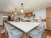 FULLY RENOVATED FAMILY HOME IN MID-KINGSBURY
