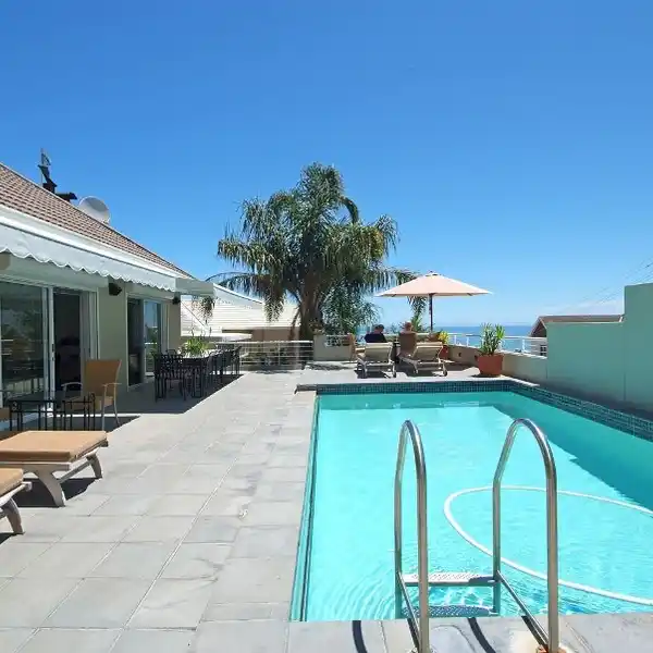 VERSATILE PROPERTY ON A QUIET CUL-DE-SAC