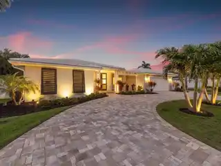 Coastal Waterfront Luxury on Snell Isle