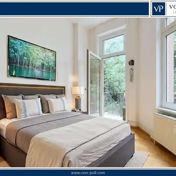 STYLISH MEZZANINE FLOOR APARTMENT IN A HISTORIC BUILDING