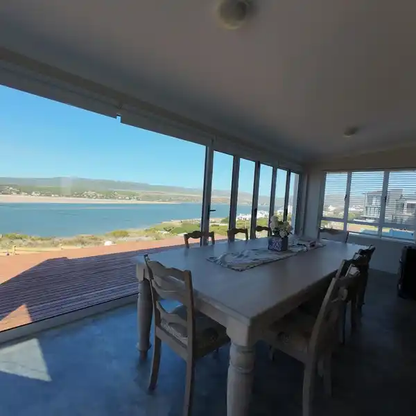WATERFRONT HOME IN BREEDEZICHT ESTATE