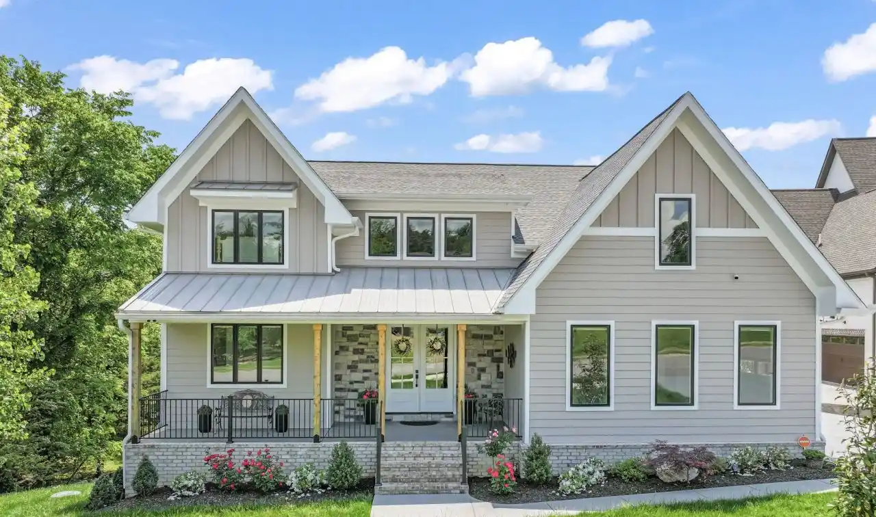 Incredible Open-plan Home in a Gated Community